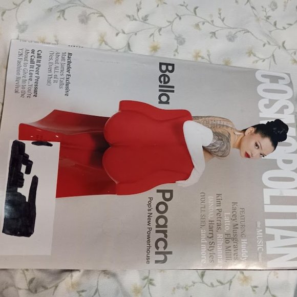 Bella Poarch COSMOPOLITAN - Picture 3 of 9